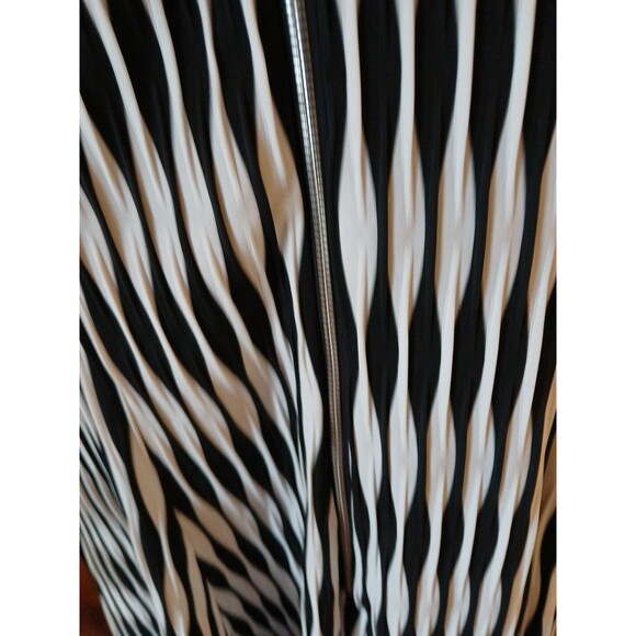 Danny & Nicole Black & White Aztec Cold Shoulder  Fit & Flare Dress Womens 16 - Picture 13 of 16